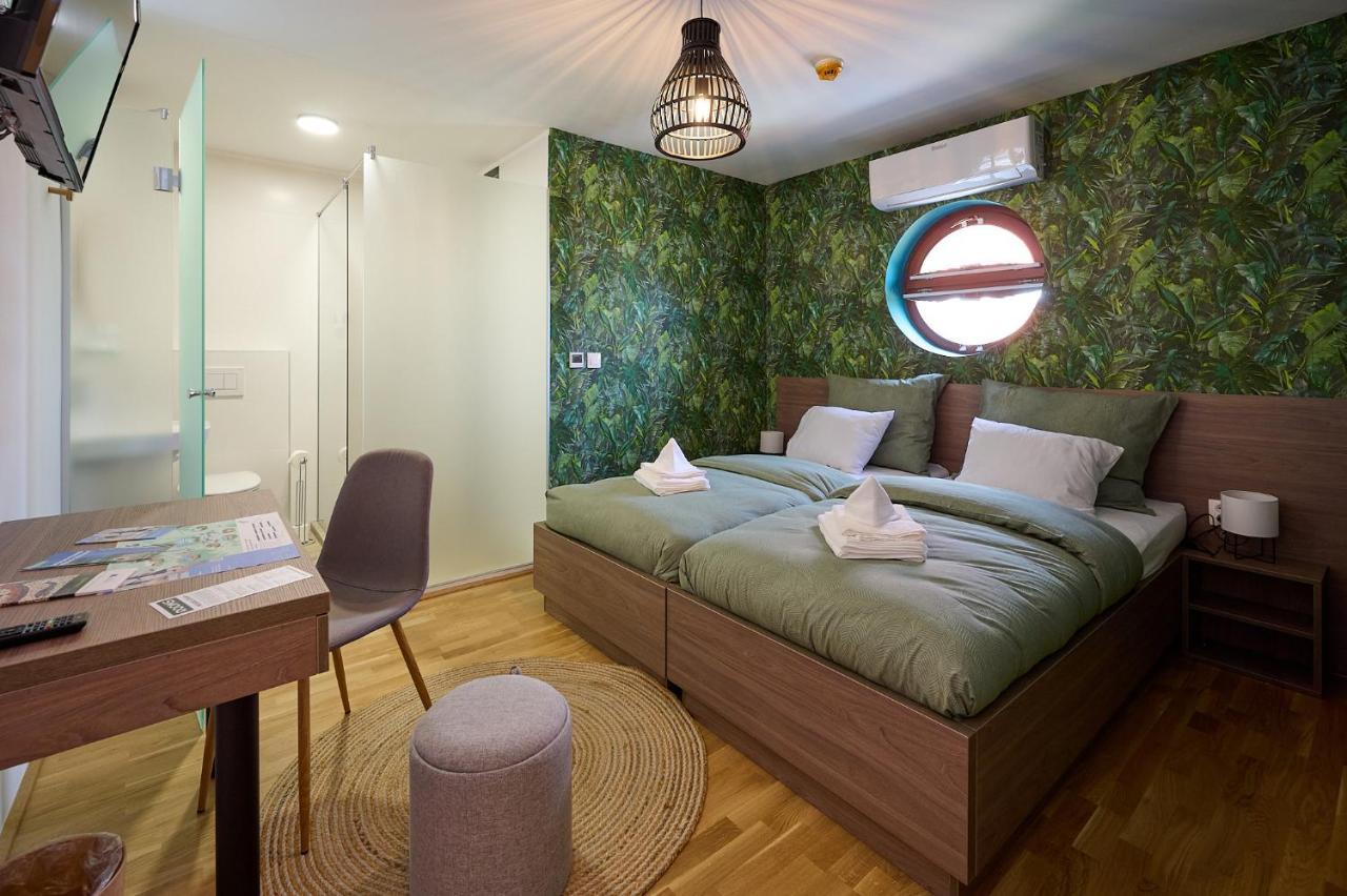 Rooms Сомбатхей Экстерьер фото